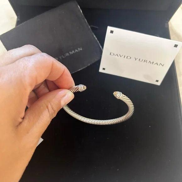 AUTHENTIC DAVID YURMAN CLASSIC BRACELET - Picture 3 of 6